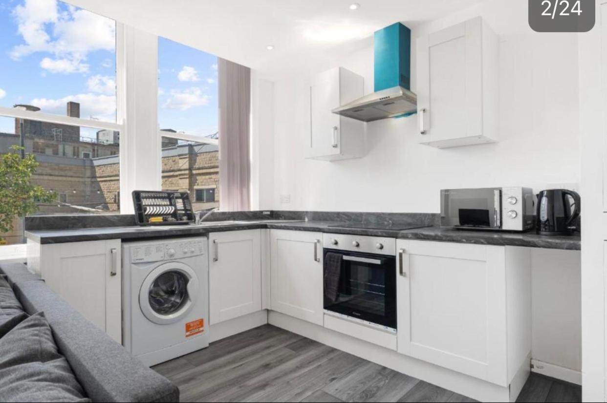 Amhc City Apartments Bradford City Centre One & Two Bedroom Apartments, 24 Hours Express Self Check In, Long Stay Contractors Welcome, Paid Parking Available Nearby Экстерьер фото